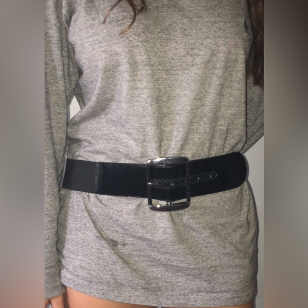 WBHM stretch black belt patent leather front